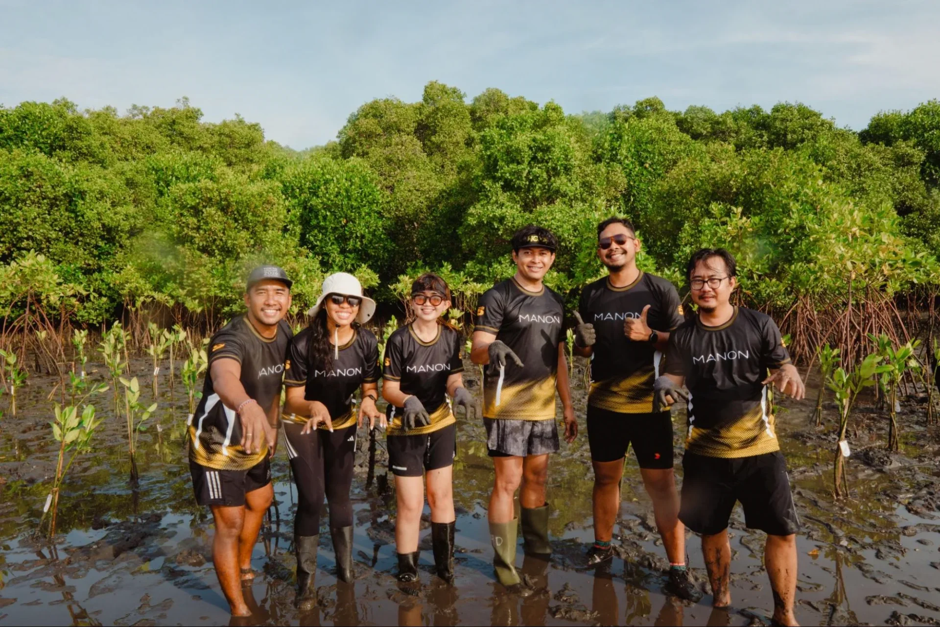 planting mangroves in muddy place