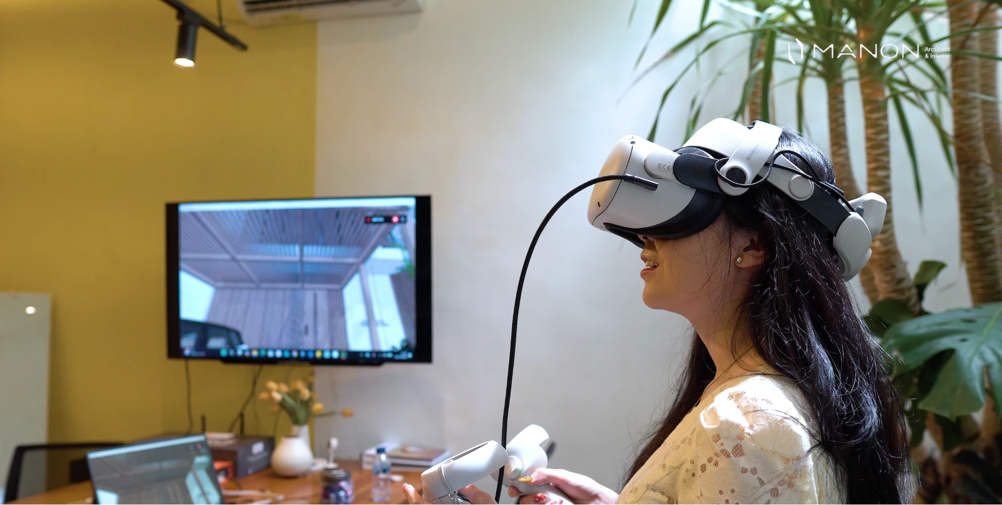 vr experience at manon